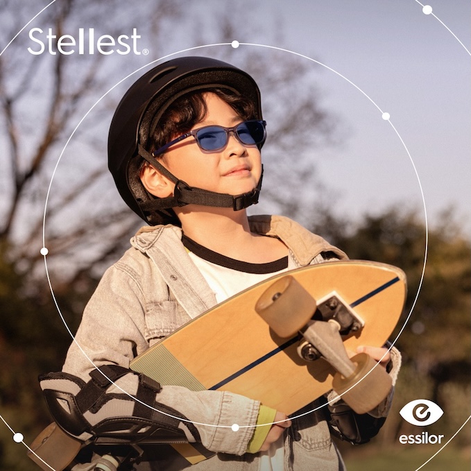 Trong Kinh Kiem Soat Can Thi Cho Tre Em Essilor Stellest Tint 1.59 Airwear Mau Thoi Trang 07